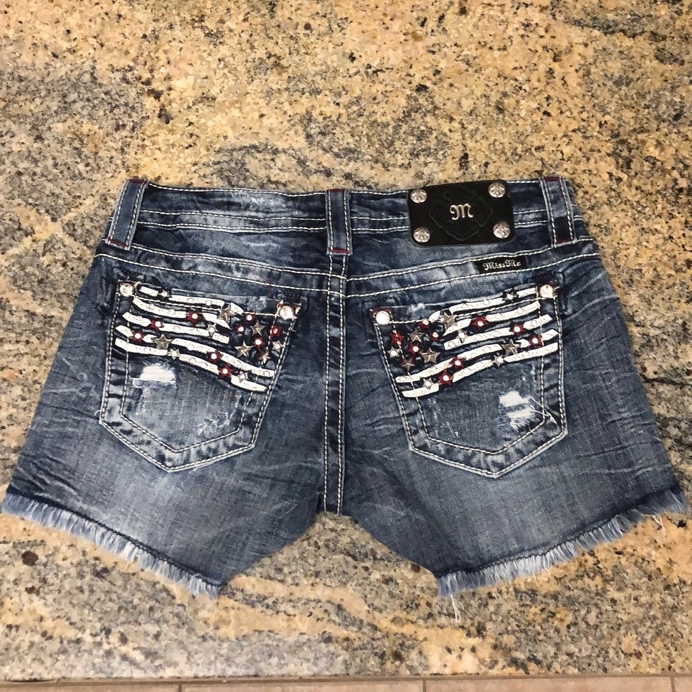 MISS ME Shorts Patriotic Size 27 NWOT